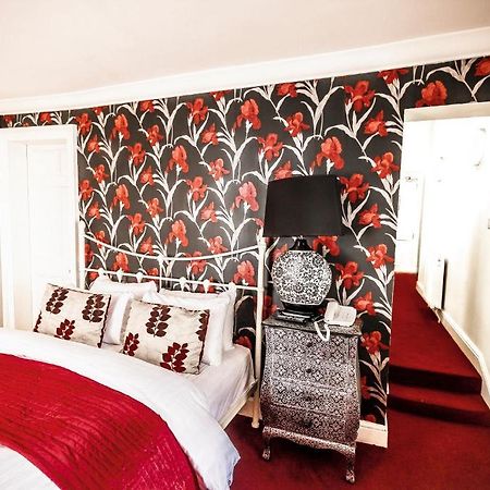 The Commercial Hotel Честер Экстерьер фото